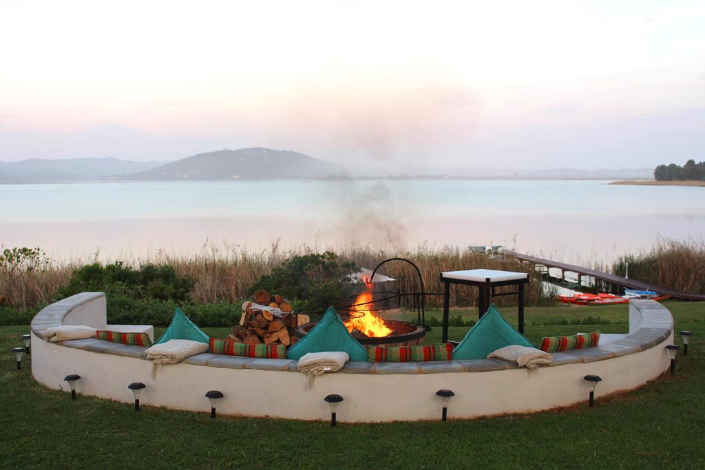 Lakeside Lodge & Spa Седжфілд Екстер'єр фото